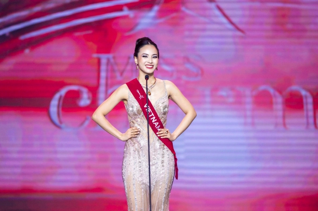 Vietnamese beauty wins second runner-up title at Miss Charm 2024